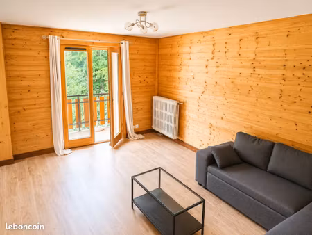 appartement t4 avec stationnements privatifs