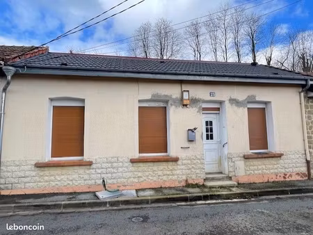maison de plain pied avec jardin et garage