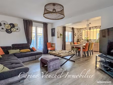 maison 7 pièces 145 m²