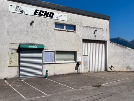 local artisanal 390 m2 à louer - sevrier