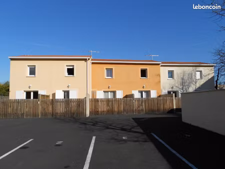 clermont fd beaumont petite villa f2 duplex récente