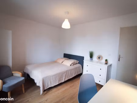 ★ bel appartement (2 chambres et salon) meublé entièrement rénové ★