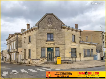 immeuble 11 pièces 263 m²