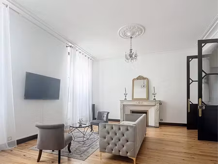 pau hypercentre – appartement de caractère de 178 m² avec potentiel de souplex  garage