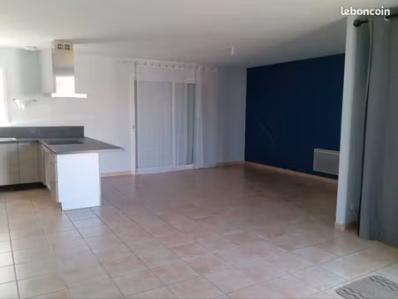 maison individuelle de plain-pied dans un lotissement très calme