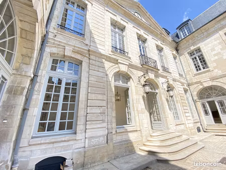 appartement 3 pièces 80 m²