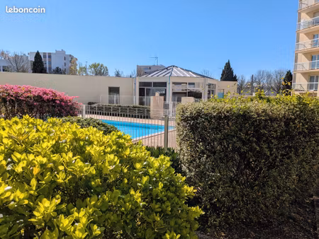 appartement t3 mérignac arlac rénové très lumineux avec piscine