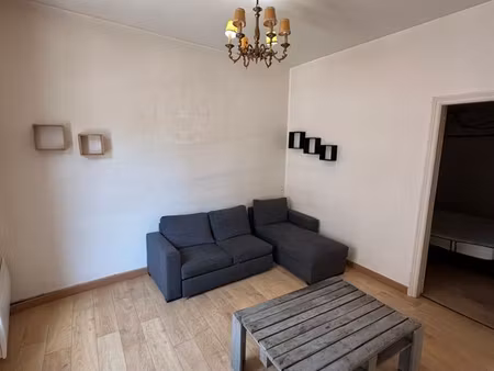 t2 43 m² – épernay centre – libre d'occupation