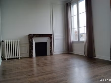 f3 lumineux 53m2 prox pref  fac