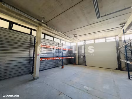 bureau 160 m²