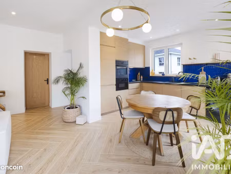 maison 7 pièces 137 m²