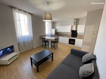 appartement climatisé hyper centre 2 pièces avec parking privatif