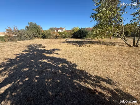 terrain 1 400 m² plaisance du touch