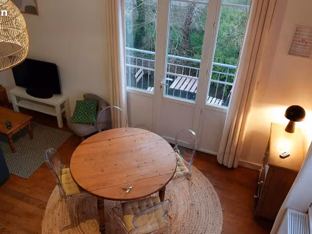 à louer – appartement meublé en duplex  centre-ville de wimille