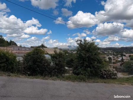 terrain 900 m² gardanne
