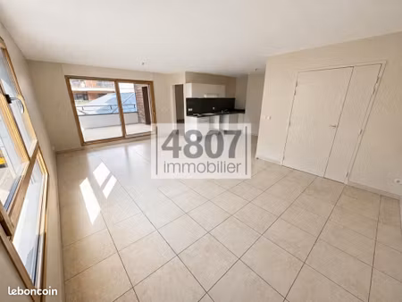 appartement 3 pièces 74 m²