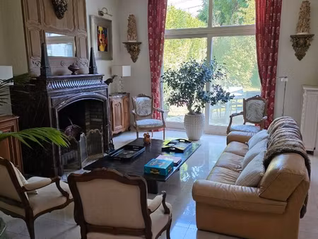 maison 8 pièces 290 m²