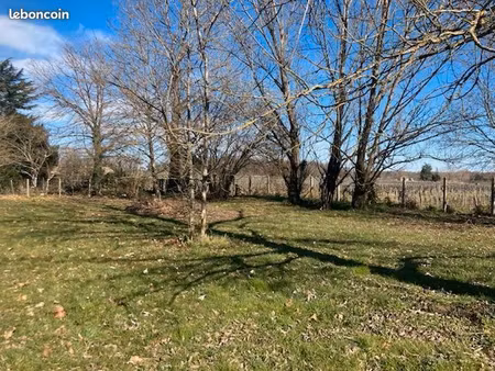 terrain 1 200 m² cambes