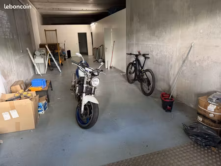 local d’activité / atelier / entrepôt de 115 m² – plain-pied – accès utilitaire