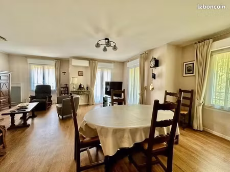 appartement 5 pièces 109 m²