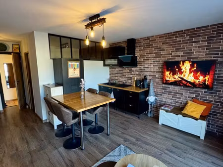appartement t1 bis rénové dans résidence face mer