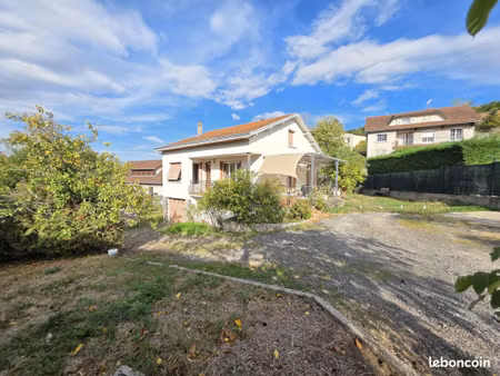 maison 4 pièces 150 m²