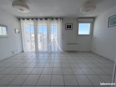 studio 1 pièce 31 m²
