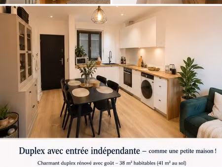 duplex avec cours rénové de 38m2