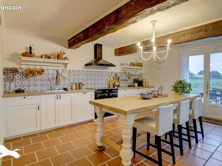 ferme 6 pièces 230 m²