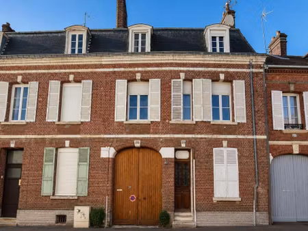 immeuble 2 pièces 122 m²