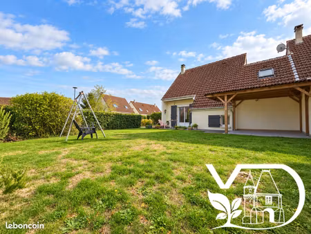 pavillon 5 pièces 82 m²