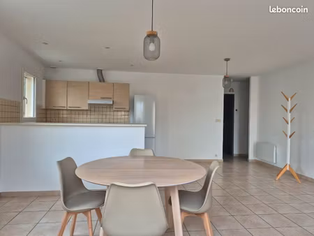 maison t4 meublée avec garage à louer