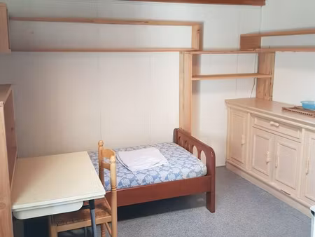 chambre meublee