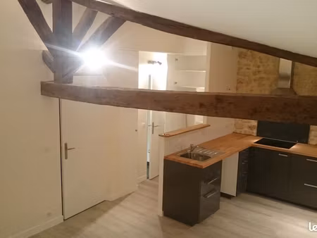 t2 poitiers 2 pieces 48m²