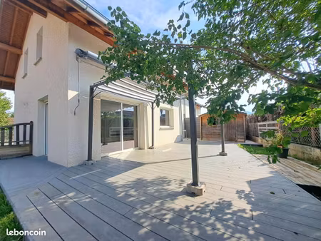 maison 5 pièces 92 m²