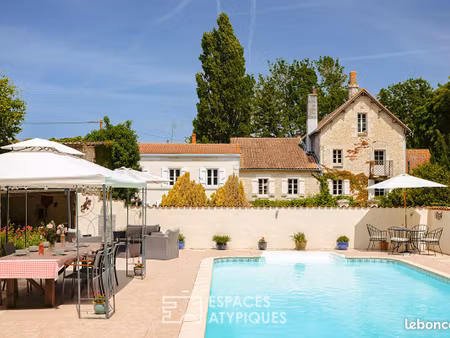 propriété 13 pièces 457 m²