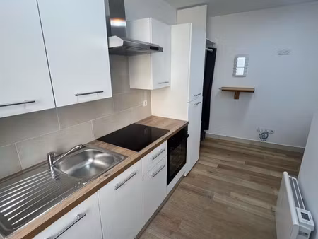 studio meublé 14 m² – entièrement rénové – centre de saint-arnoult-en-yvelines
