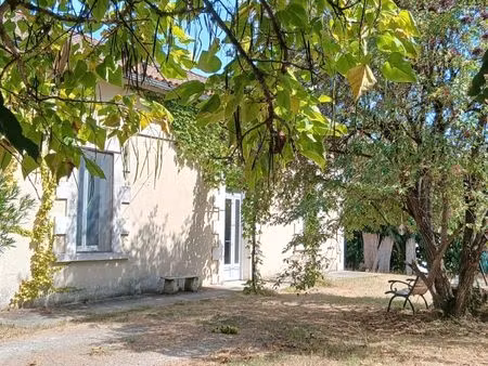 maison 145m2-3 chambres+mezzanines-terrain 1196m2
