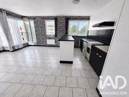 appartement 3 pièces 65 m²