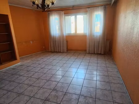 appartement 3 pièces 90 m²