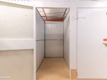 garage/box 3 m² chelles