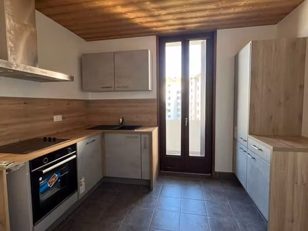 t2 av de geneve 48 m2