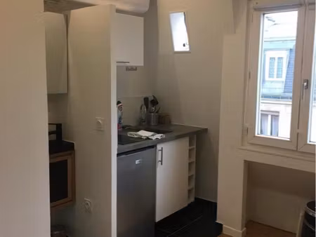 sublime studio refait à neuf par architecte