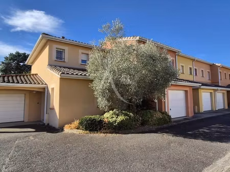 villa 25 pièces 563 m²