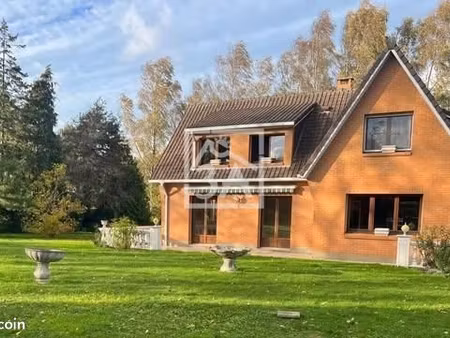 pavillon 6 pièces 153 m²