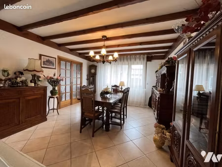 maison 5 pièces 97 m²