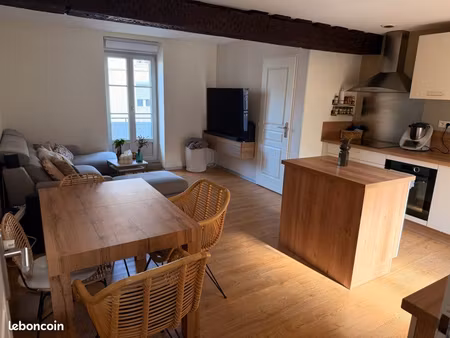 maison de ville 76 m² - 3 chambres  garage 21 m²  terrasse ouest 20 m² - hyper-centre veso