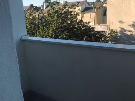 appartement lumineux et traversant de 3 pièces avec parking - quartier toutes aides