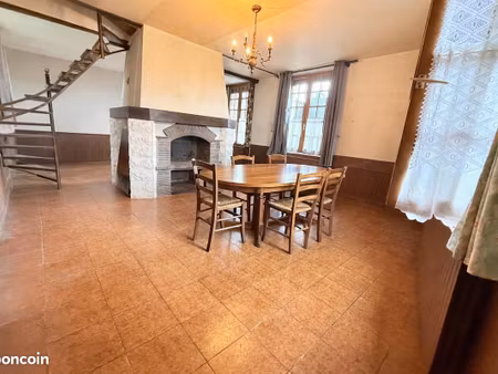 maison + garage + dépendances