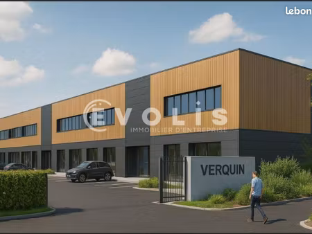 local d'activité 526 m²